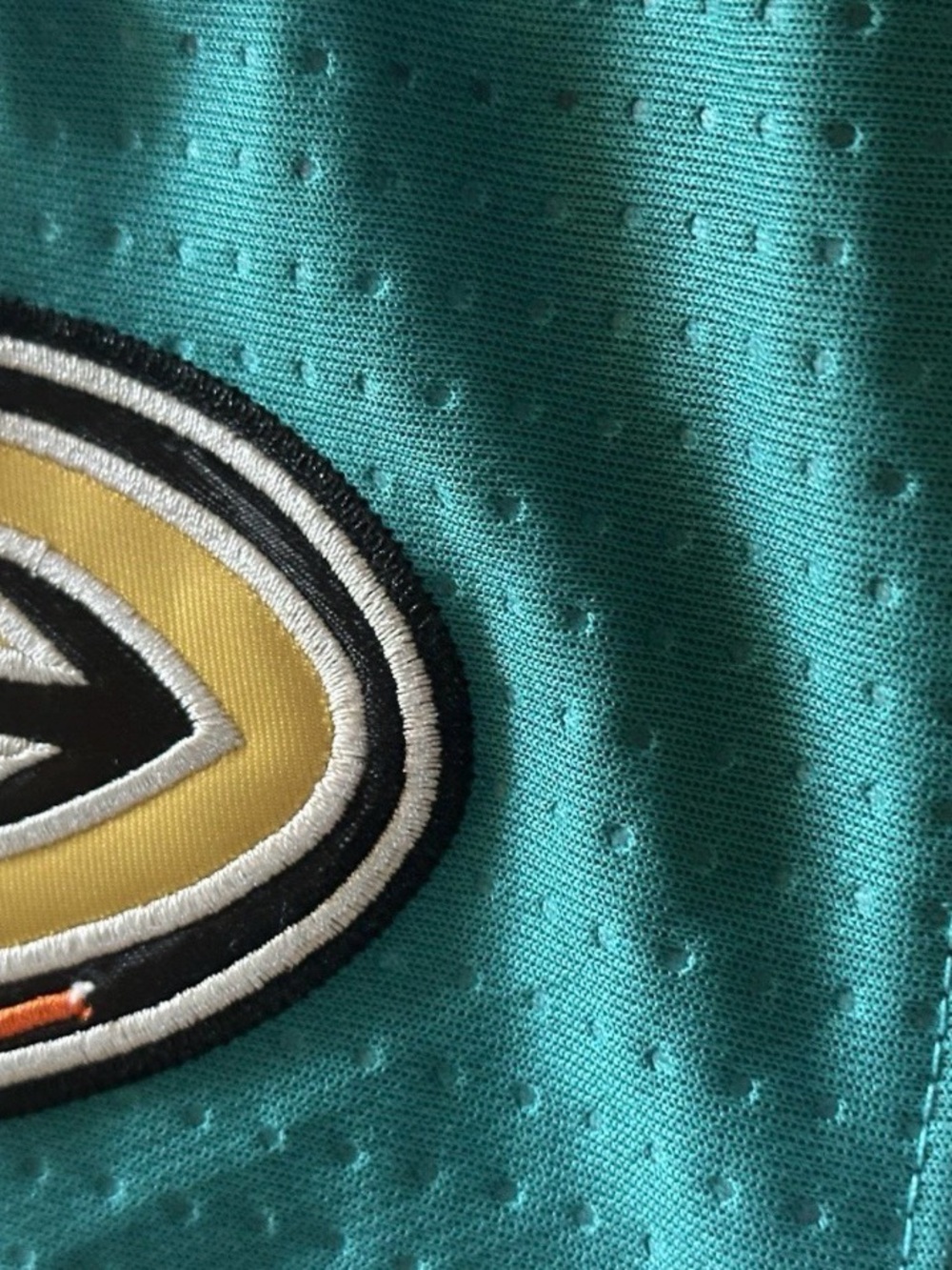 Anaheim Ducks 25th Anniversary
Authentic Mens NHL Jersey 46
Selanne Number 8 - Picture 6 of 13